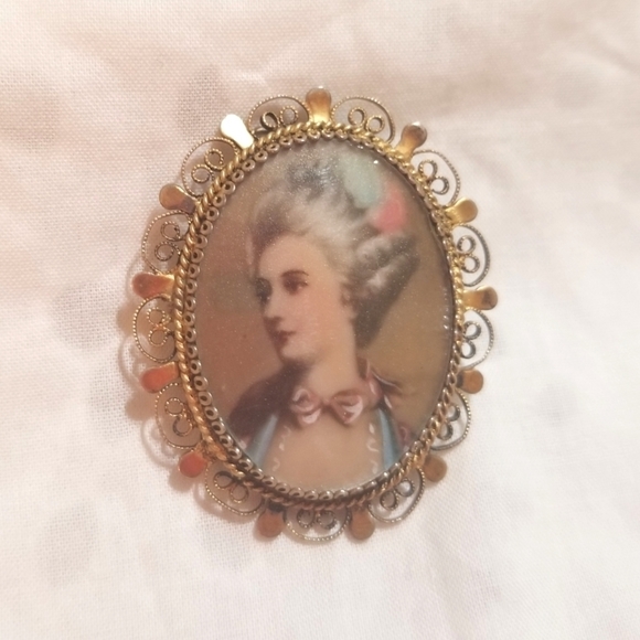 ANTQ MINIATURE Hand Painted on Silk Victorian Lady Silver Pendant Brooch - Picture 3 of 6